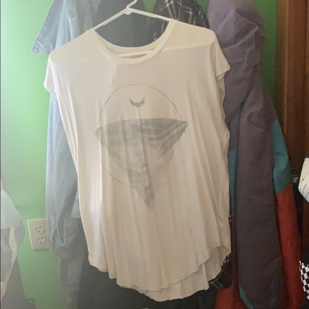 Sleeve less shirt